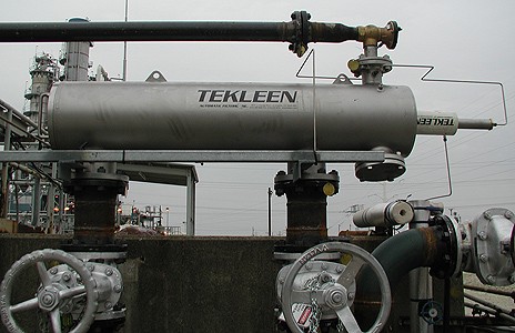 Petrochemical filter installation photos